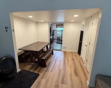 7627 Glenolden Place - Photo Thumbnail 3