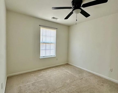 9242 Jessica Drive - Photo Thumbnail 16