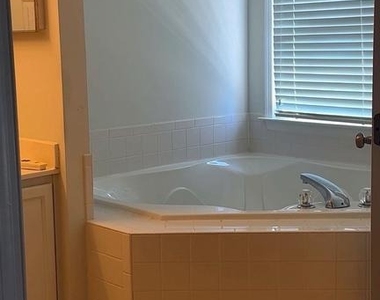 20937 Sandian Terrace - Photo Thumbnail 31