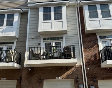 270 High Rail Terrace Se - Photo Thumbnail 20