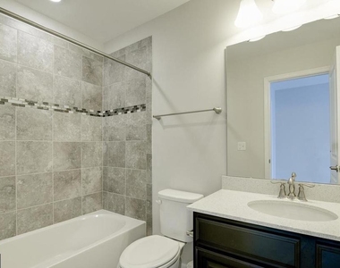 270 High Rail Terrace Se - Photo Thumbnail 17