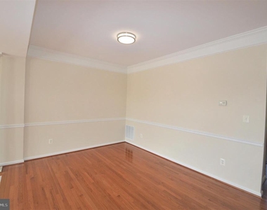 25140 Boomerang Terrace - Photo Thumbnail 7