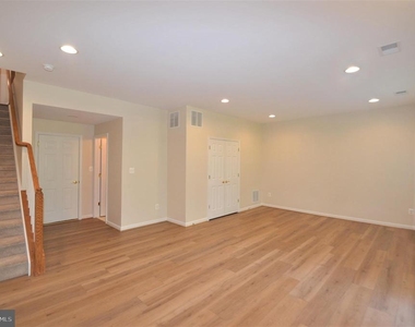 25140 Boomerang Terrace - Photo Thumbnail 41