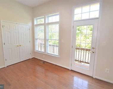 25140 Boomerang Terrace - Photo Thumbnail 21
