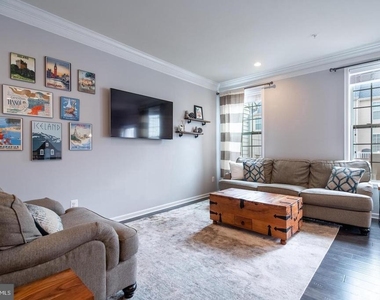 22567 Naugatuck Square - Photo Thumbnail 9