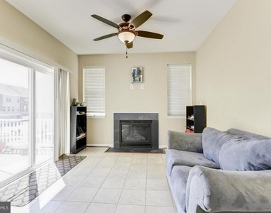 42645 Winter Wind Terrace - Photo Thumbnail 12