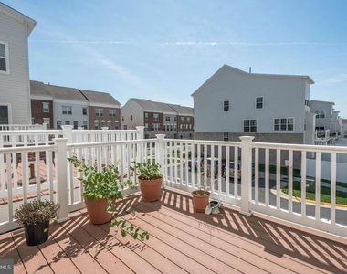 42645 Winter Wind Terrace - Photo Thumbnail 27