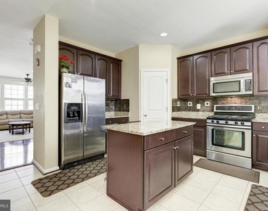 42645 Winter Wind Terrace - Photo Thumbnail 9