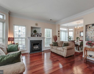 46363 Pryor Square - Photo Thumbnail 1