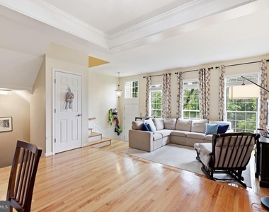 20746 Shoreline Terrace - Photo Thumbnail 3