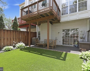 20746 Shoreline Terrace - Photo Thumbnail 31