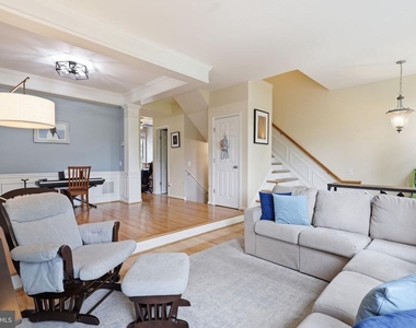 20746 Shoreline Terrace - Photo Thumbnail 5