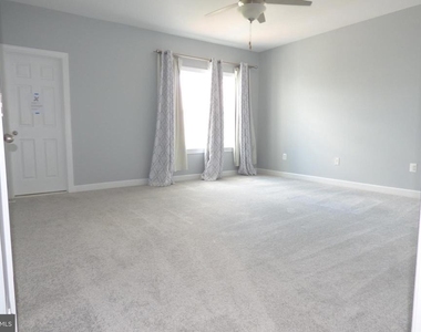 1604 Kinnaird Terrace Ne - Photo Thumbnail 18