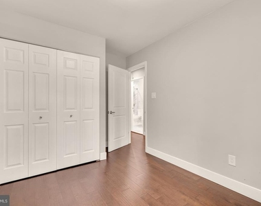 12138 Captiva Court - Photo Thumbnail 22