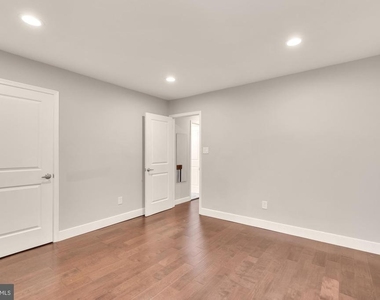 12138 Captiva Court - Photo Thumbnail 19