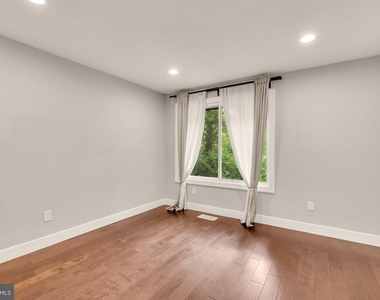 12138 Captiva Court - Photo Thumbnail 17