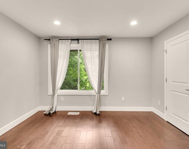 12138 Captiva Court - Photo Thumbnail 18