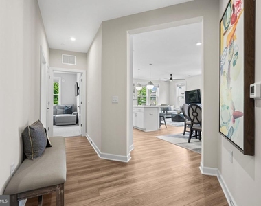 3925 Fair Ridge Drive - Photo Thumbnail 20