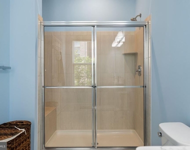 3925 Fair Ridge Drive - Photo Thumbnail 18