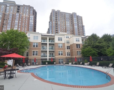 12000 Market Street - Photo Thumbnail 18