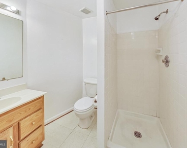 11924 Redtree Way - Photo Thumbnail 21