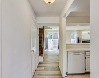 11924 Redtree Way - Photo Thumbnail 2