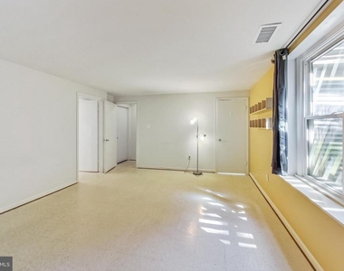 11924 Redtree Way - Photo Thumbnail 20