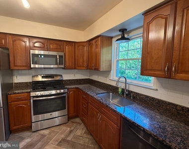 13480 Foxlease Court - Photo Thumbnail 4