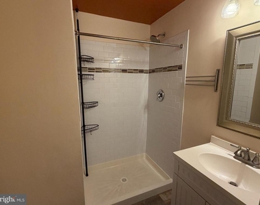 13480 Foxlease Court - Photo Thumbnail 13