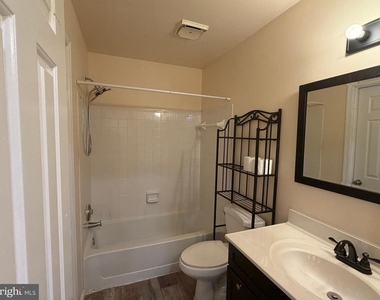 13480 Foxlease Court - Photo Thumbnail 10