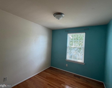 13480 Foxlease Court - Photo Thumbnail 8