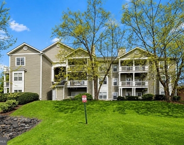 1708 Lake Shore Crest Drive - Photo Thumbnail 24
