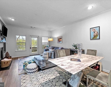 1708 Lake Shore Crest Drive - Photo Thumbnail 4