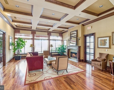 12949 Centre Park Circle - Photo Thumbnail 16