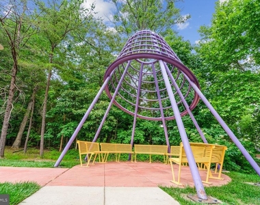 12949 Centre Park Circle - Photo Thumbnail 22