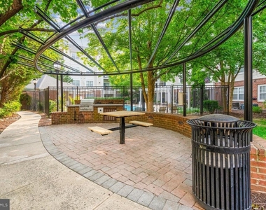 12949 Centre Park Circle - Photo Thumbnail 20