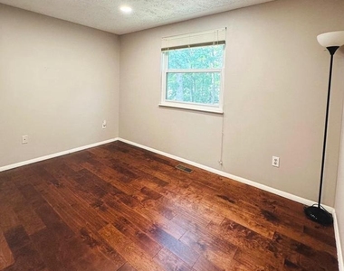 8201 Terra Grande Avenue - Photo Thumbnail 16