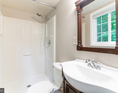5906 Oak Leather Drive - Photo Thumbnail 15