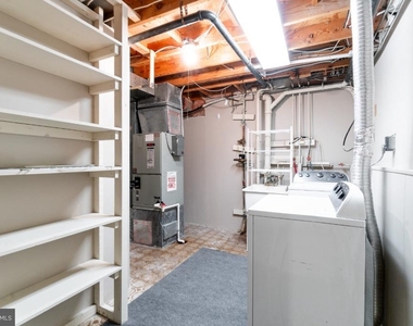 5906 Oak Leather Drive - Photo Thumbnail 31
