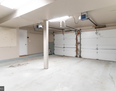 5906 Oak Leather Drive - Photo Thumbnail 35