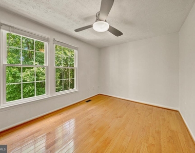 1931 Belmont Ridge Court - Photo Thumbnail 19