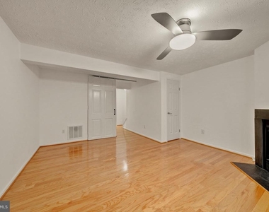 1931 Belmont Ridge Court - Photo Thumbnail 23