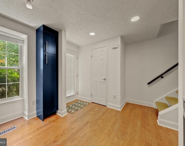 1931 Belmont Ridge Court - Photo Thumbnail 13