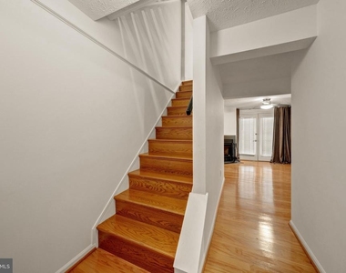1931 Belmont Ridge Court - Photo Thumbnail 21