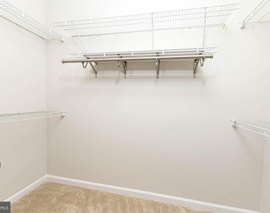 12909 Centre Park Circle - Photo Thumbnail 16