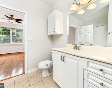 12909 Centre Park Circle - Photo Thumbnail 15