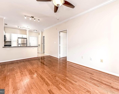 12909 Centre Park Circle - Photo Thumbnail 7
