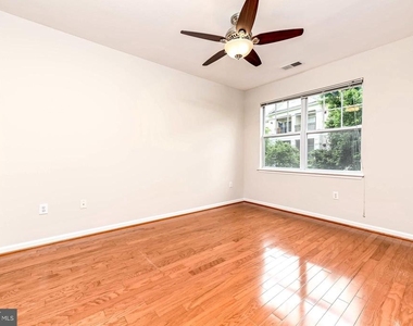12909 Centre Park Circle - Photo Thumbnail 6