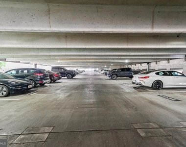 12909 Centre Park Circle - Photo Thumbnail 19
