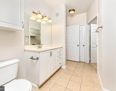 12909 Centre Park Circle - Photo Thumbnail 14